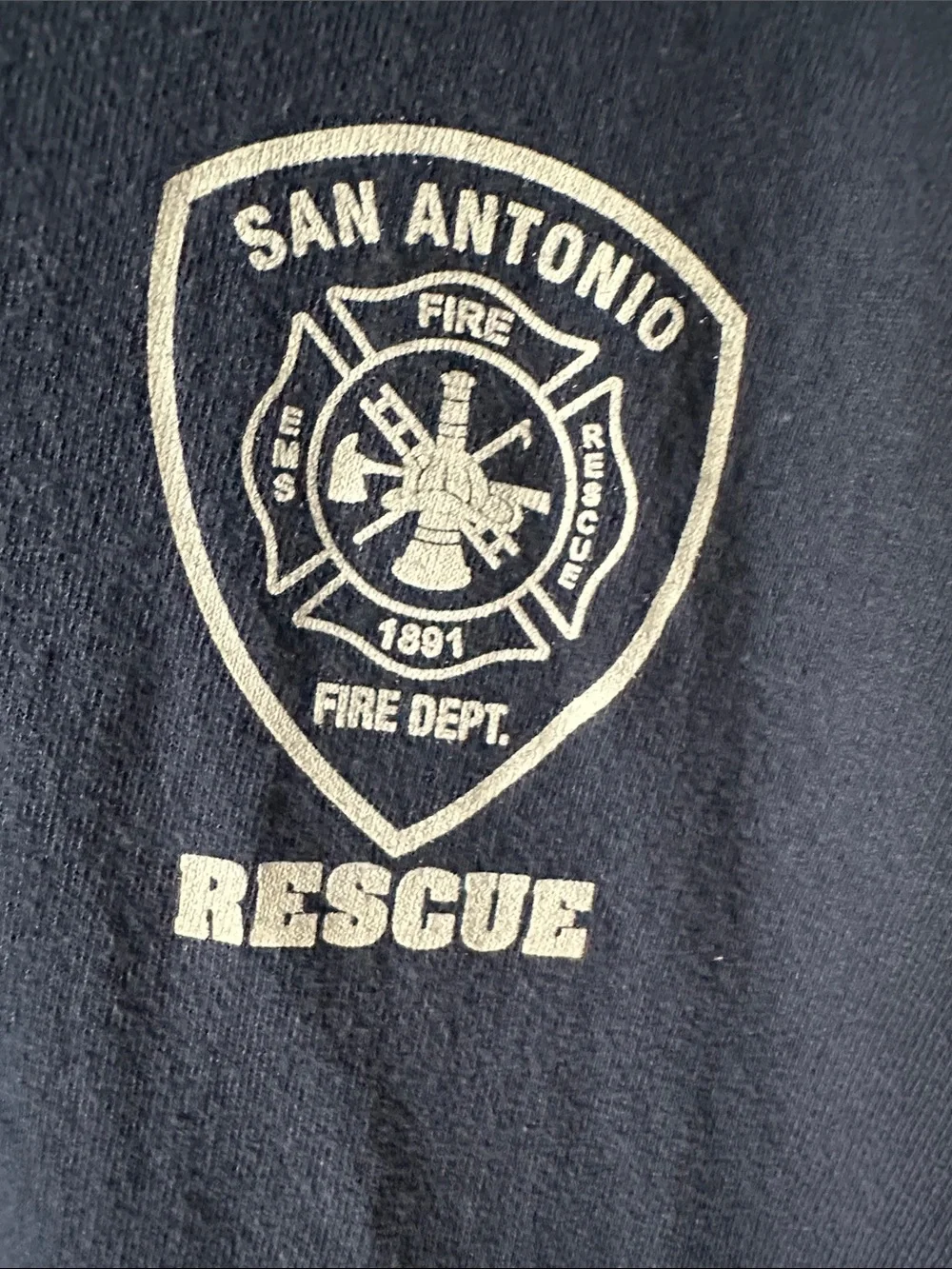 Mens San Antonio Rescue Graphic T‑Shirt - Picture 3 of 5